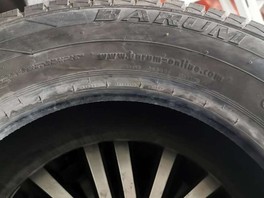 1x zimná pneu barum snovanis 225-70 R15c