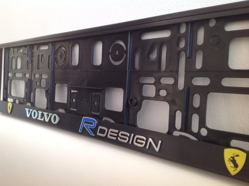 Nový Trend: Volvo R Design 3D efekt podložky pod ŠPZ